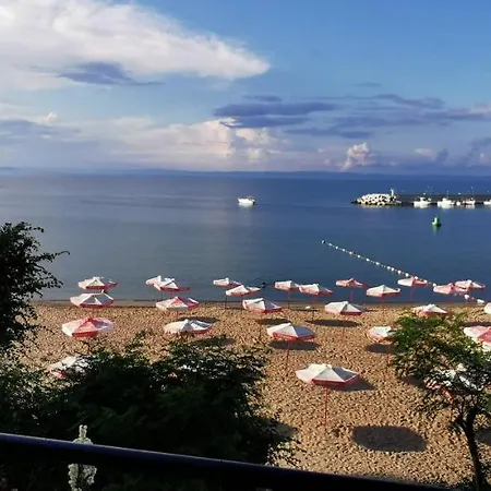 лазурен бряг Pensiune Cernomoreț