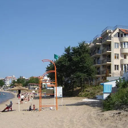 Pensiune лазурен бряг 2*