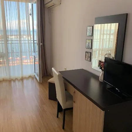 лазурен бряг Casa de hóspedes Chernomorets