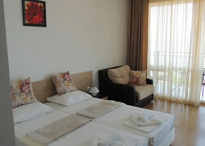 Pensiune лазурен бряг